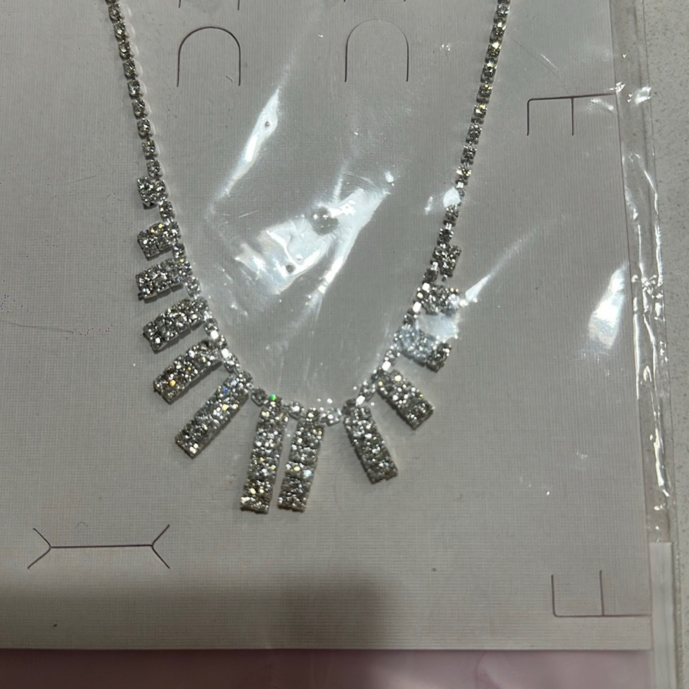 Elegant Silver Necklace